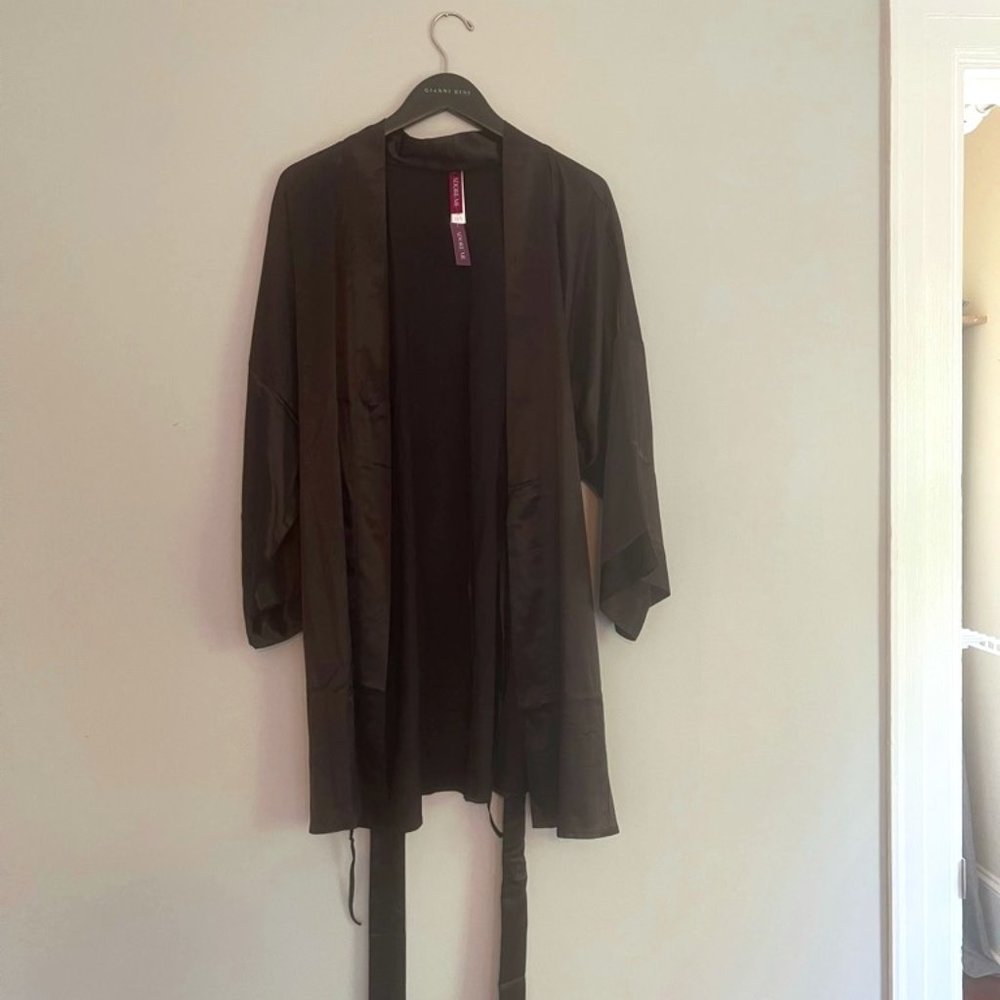 Adore Me Black Satin Robe osfa